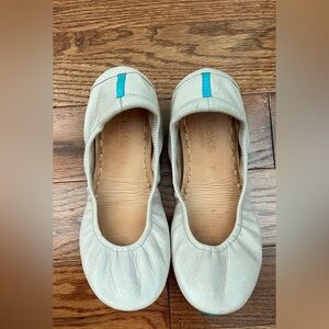 Tieks Taupe Ballet Flat Shoes Sz 7